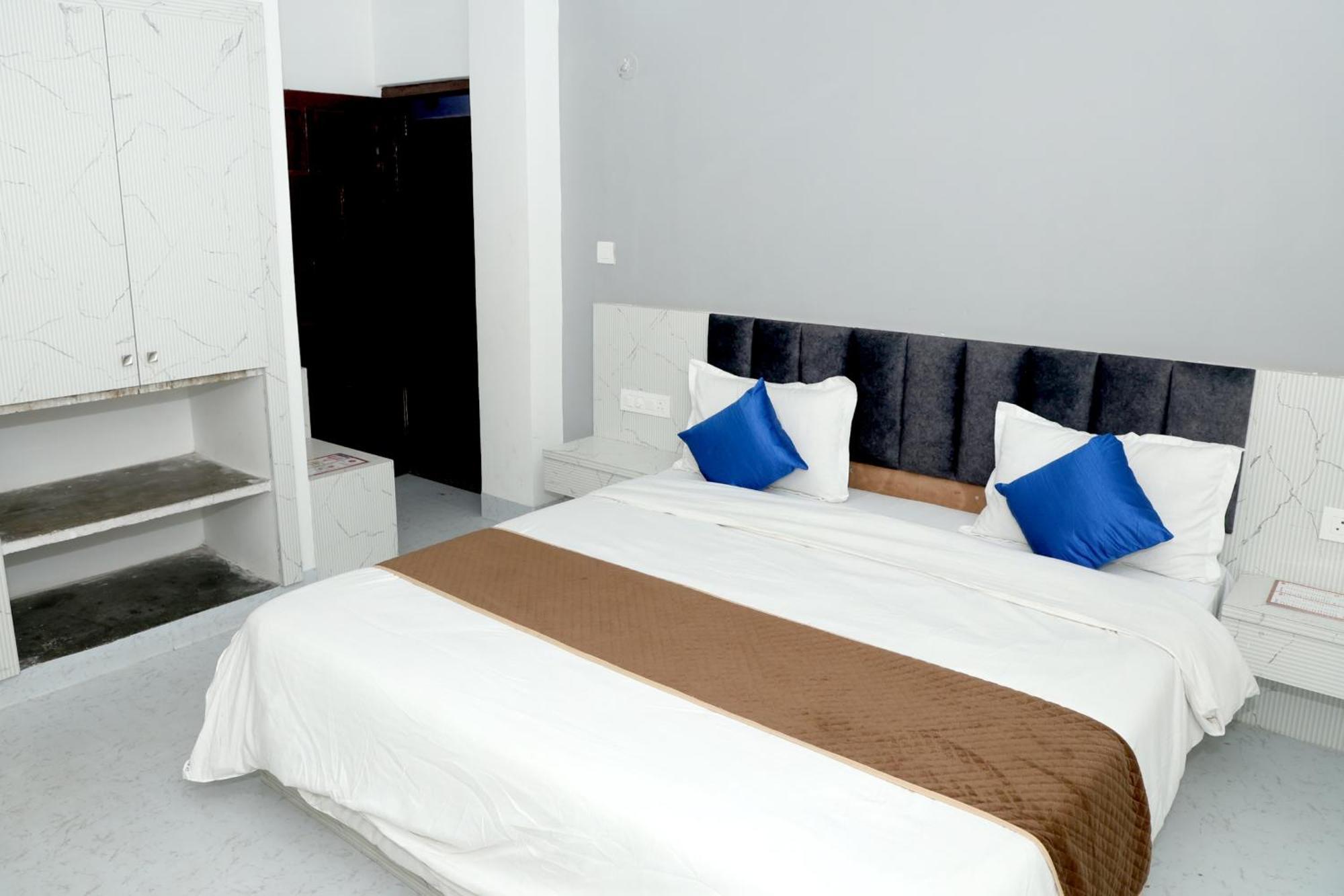Devdarshan Hotel & Restaurant Udaipur Eksteriør billede